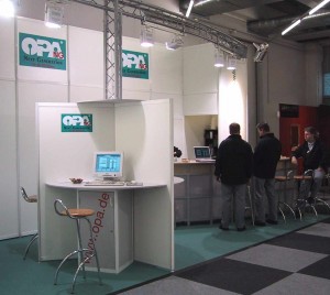 m2002stand